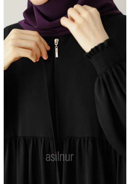 Mina Ferace Siyah modelleri