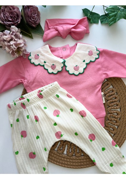 Çilek Nakışlı Yaka Detaylı 0-3 Ay Uyumlu Kız Bebek 5'li Set Hastane Çıkışı fiyatları