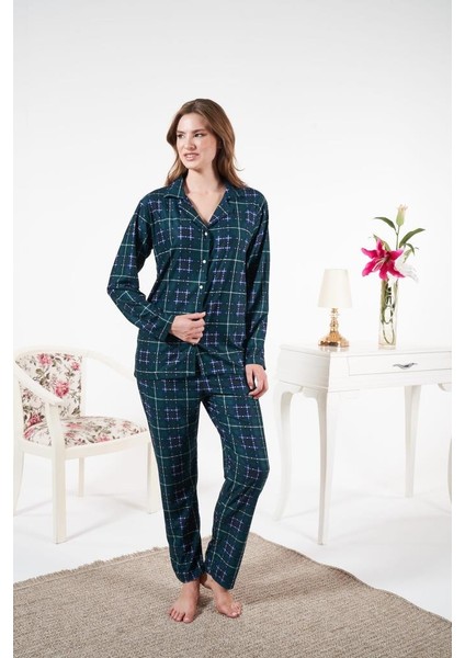 Kadın Kışlık Önden Düğmeli Kareli Süet Pijama Takımı modelleri