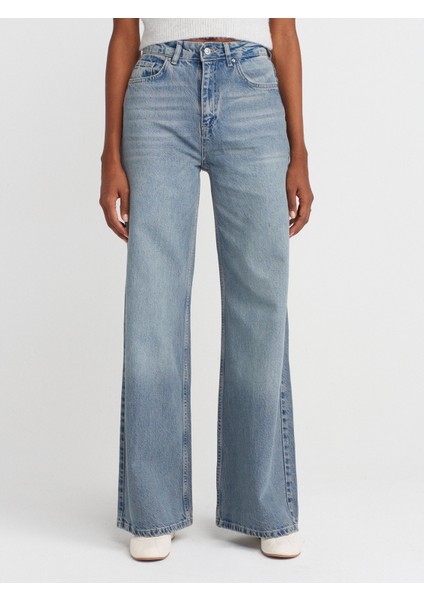 72039 Dökümlü Geniş Denim Pantolon-Mavi fırsatları