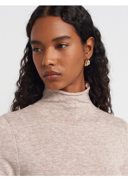 10714 Dik Yaka Yünlü Yumuşak Ince Dokulu Triko Kazak-Vizon M. modelleri