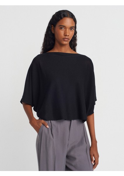 10789 Kayık Yaka Yarasa Kol Ince Triko Bluz-Siyah