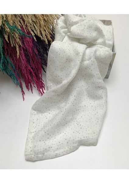 Soft Puantiyeler Desen Müslin Örtü ve 3'lü Mendil Seti fırsatları