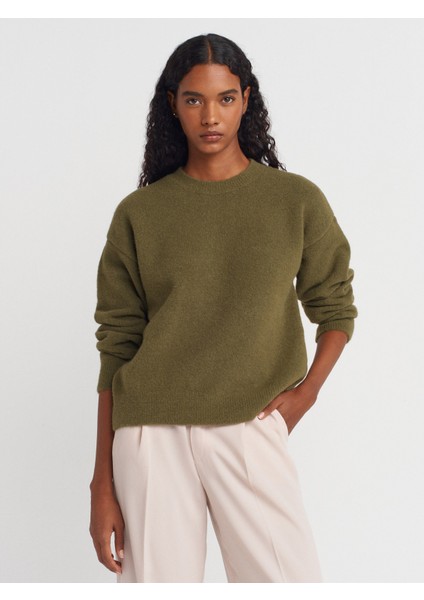 10640 Bisiklet Yaka Yumuşak Dokulu Triko Kazak-Haki