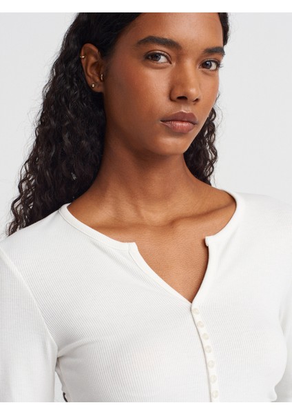 31548 Düğme Detaylı Büzgülü Top-Ekru modelleri