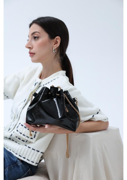 Siyah Ayna Rugan Zincirli Abiye Çanta