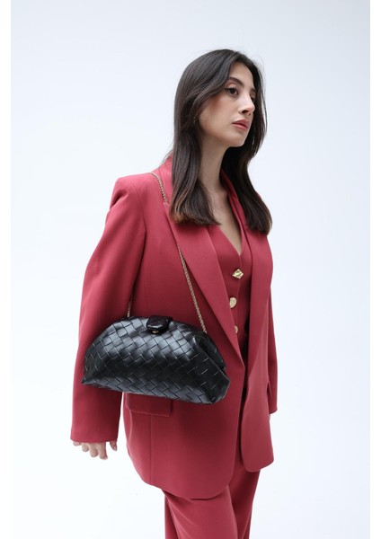 Siyah Örgü Derili Zincirli Portföy ve Omuz Çantası fiyatları