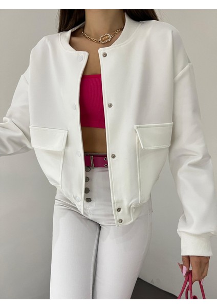 Çift Cepli Denim Crop Ceket fırsatları