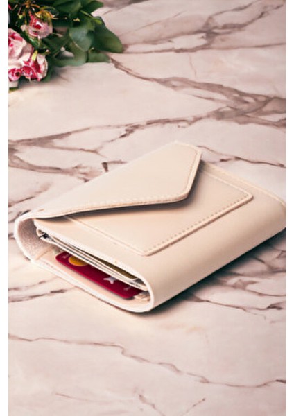 Kadın Yumuşak Derili Şık Krem Cüzdan Kartlık 6 Kartlık ve Fermuarlı Bölme ile fiyatları