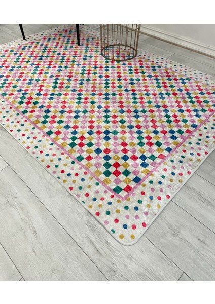 Puantiye Desenli Damalı Lateks Taban Çocuk Halısı indirimleri