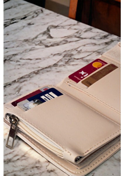 Kadın Yumuşak Derili Şık Krem Cüzdan Kartlık 6 Kartlık ve Fermuarlı Bölme ile indirimleri