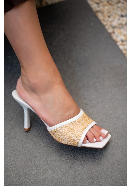 Stride Beyaz Hasır Detaylı Kadıntopuklu Terlik modelleri
