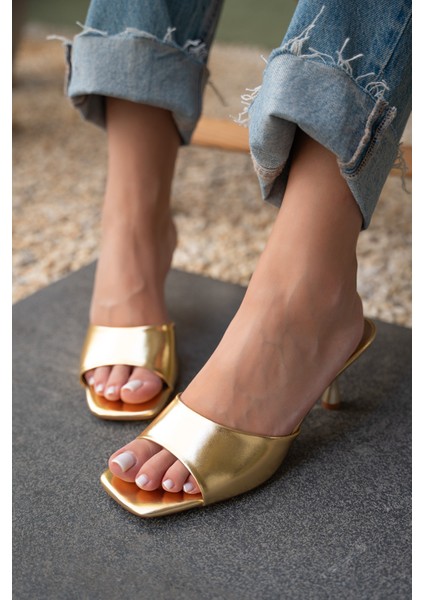 Perla Gold Küt Burun Kadın Topuklu Terlik fiyatları