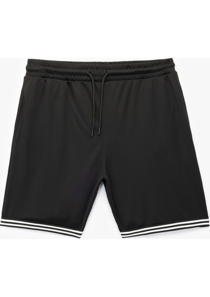 Rahat Kalıp Cepli Şerit Detaylı Beli Bağcıklı Spor Şort