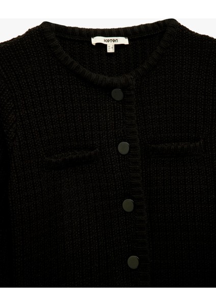 Aplike Detaylı Uzun Kollu Bisiklet Yaka Triko Hırka modelleri