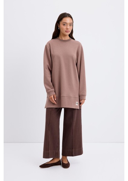 Oversize Yandan Yırtmaçlı Sweatshirt Tozlu Kahve fiyatları