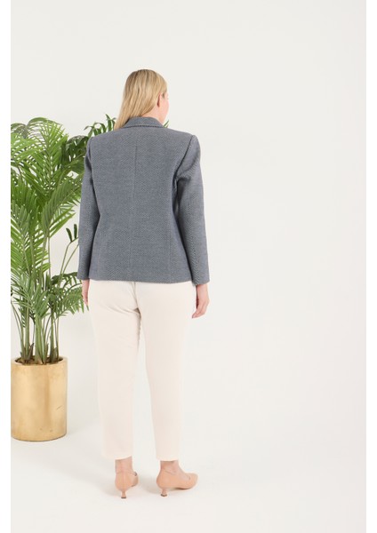 Kadın Pötikareli Düğmeli Klasik Ceket fiyatları