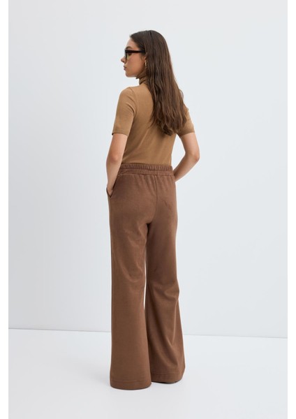 Fit Kesim Nervür Dikişli Süet Pantolon Kahve indirimleri