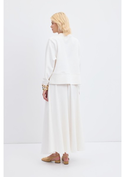 Oversize Yandan Yırtmaçlı Kısa Sweatshirt Ekru indirimleri