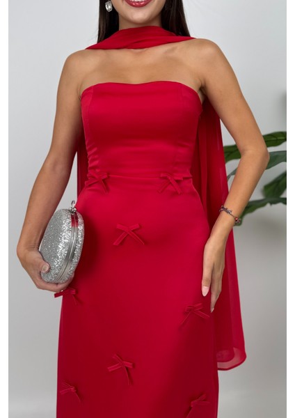 Lilina Straplez Fiyonk Detaylı Şal Aksesuarlı Uzun Kırmızı Abiye Elbise fırsatları