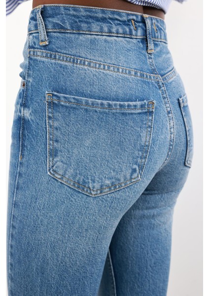 Mavi Yüksek Bel Boyfit Jean indirimleri