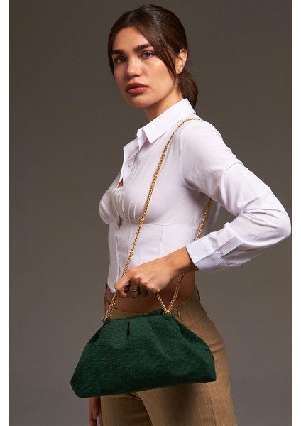 Yeşil Süet Deri Örgü Detaylı Zincirli Omuz Çantası fiyatları