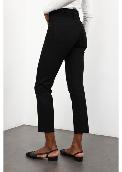 Siyah Yüksek Bel Boyfit Jean fırsatları