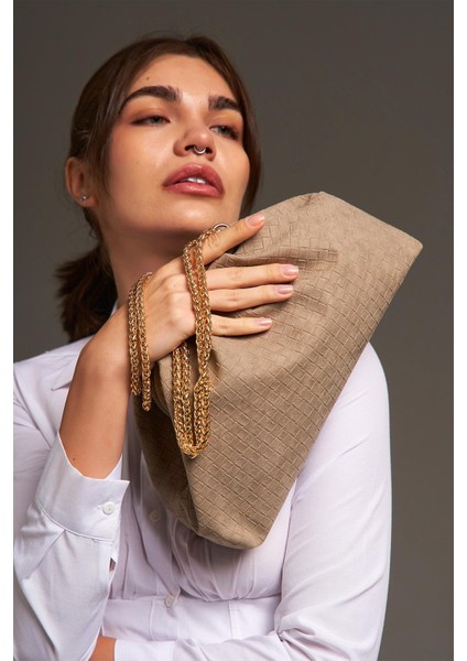 Vizon Süet Deri Örgü Detaylı Zincirli Omuz Çantası