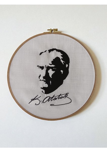 Atatürk Portre Nakışlı Kasnak Duvar Süsü 29CM indirimleri