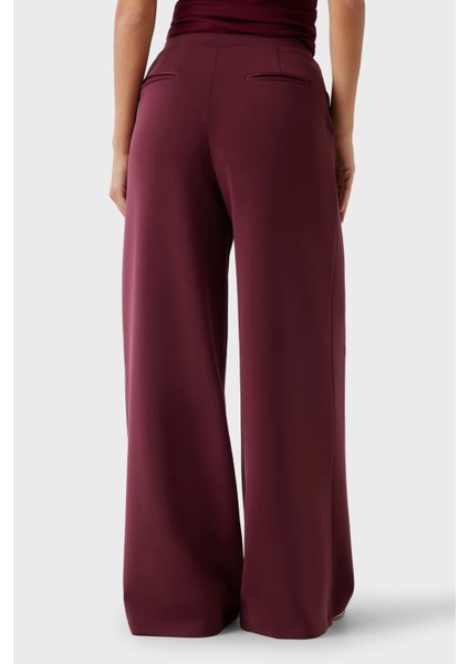 Olympe Relaxed Fit Bol Paça Logolu Pantolon V4YB07KCAY2 Bayan Pantolon V4YB07 Kcay2 G4P2 modelleri