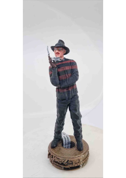 Elm Sokağı Kabusu Freddy Krueger 22 cm Figür