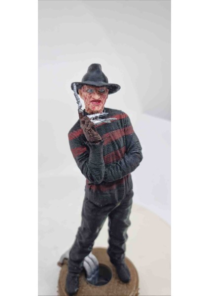 Elm Sokağı Kabusu Freddy Krueger 22 cm Figür fırsatları