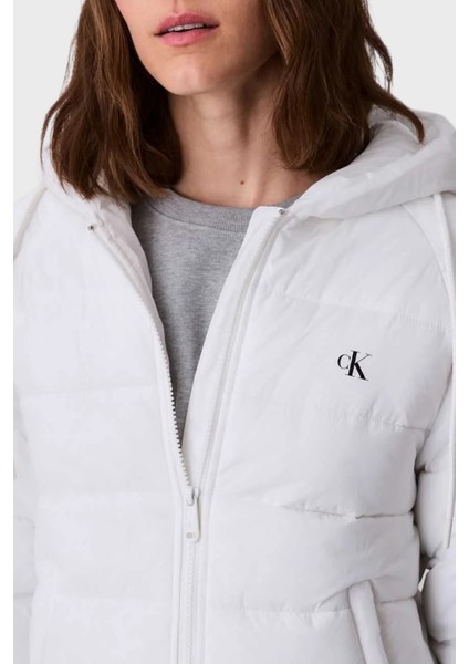 Kapitoneli Logolu Regular Fit Kapüşonlu Şişme Mont LV047C521GHW6 Bayan Mont LV047C521G Hw6 indirimleri