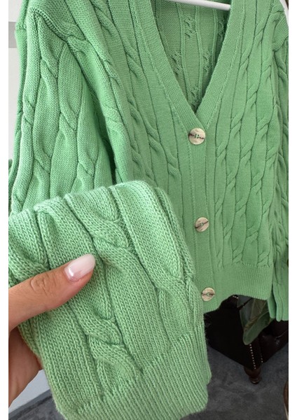 V Yaka 3 Düğmeli Triko Hırka- Yeşil fiyatları