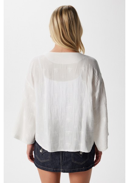 Kadin Flora Müslin Kabartma Dokulu Ekru Kimono indirimleri