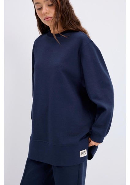 Oversize Yandan Yırtmaçlı Sweatshirt Lacivert