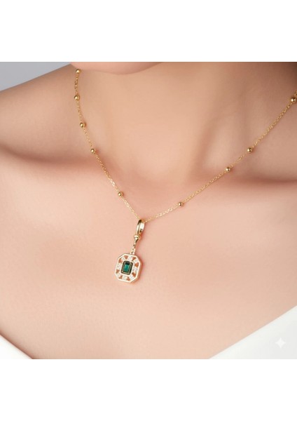 Serenay 2.sezon Çelik Zümrüt Yeşili Taşlı Kolye fiyatları