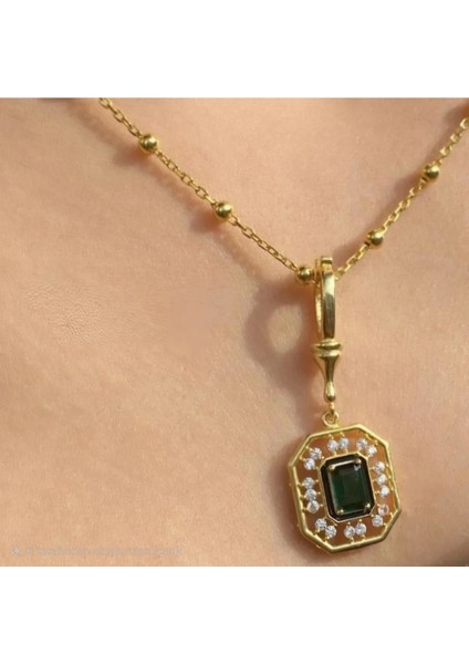 Serenay 2.sezon Çelik Zümrüt Yeşili Taşlı Kolye fırsatları