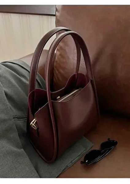 Kadın Üç Bölmeli Özel Tasarım Çıkarılabilir Makyaj Çantalı Bordo Deri El ve Omuz Çantası Rain modelleri