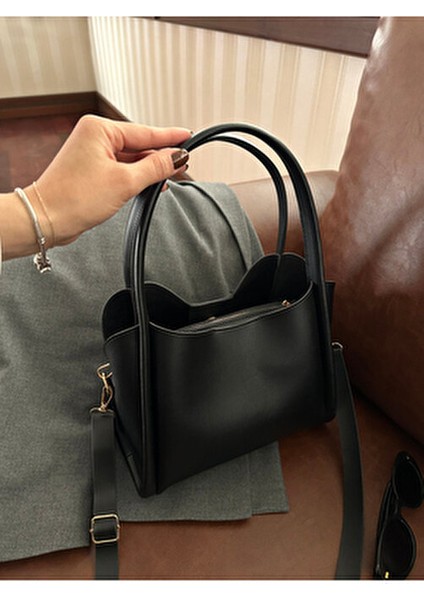 Kadın Üç Bölmeli Özel Tasarım Çıkarılabilir Makyaj Çantalı Siyah Deri El ve Omuz Çantası Rain