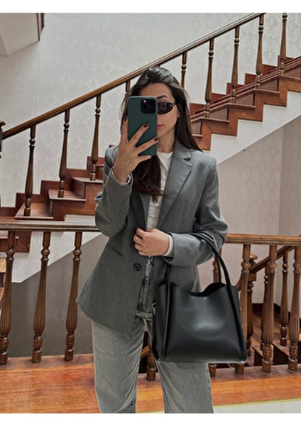 Kadın Üç Bölmeli Özel Tasarım Çıkarılabilir Makyaj Çantalı Siyah Deri El ve Omuz Çantası Rain fiyatları