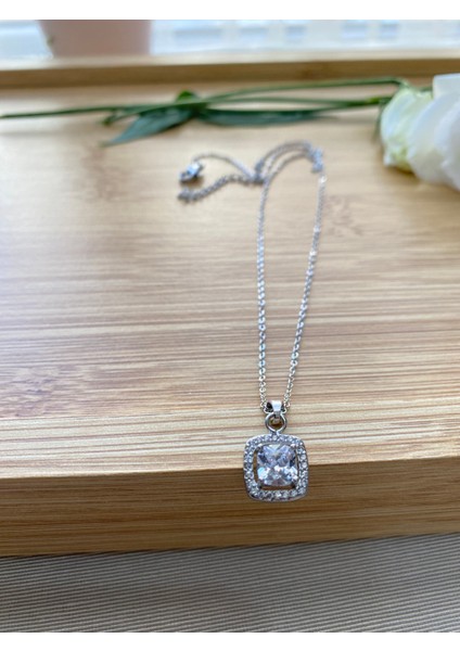 316L VIP Çelik Zirkon Taşlı Gümüş Renk Kolye fırsatları