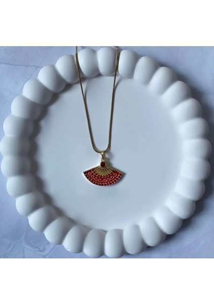 Yelpaze Model Kırmızı Taşlı Gold Çelik Kolye fiyatları