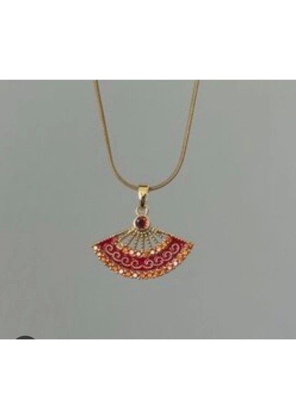 Yelpaze Model Kırmızı Taşlı Gold Çelik Kolye modelleri
