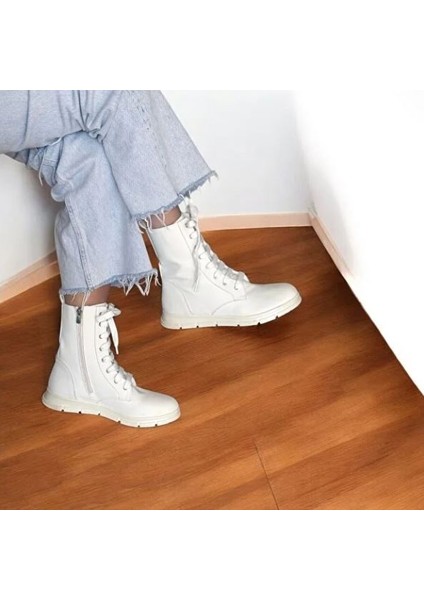 Beyaz Deri Bağcıklı Içten Fermuarlı Kadın Bot fırsatları