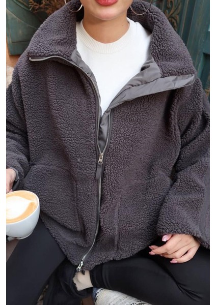 Kadın Füme Peluş Mont Uzun Kol Fermuarlı Yaka Cepli Çok Kalın Model MG1966 fırsatları