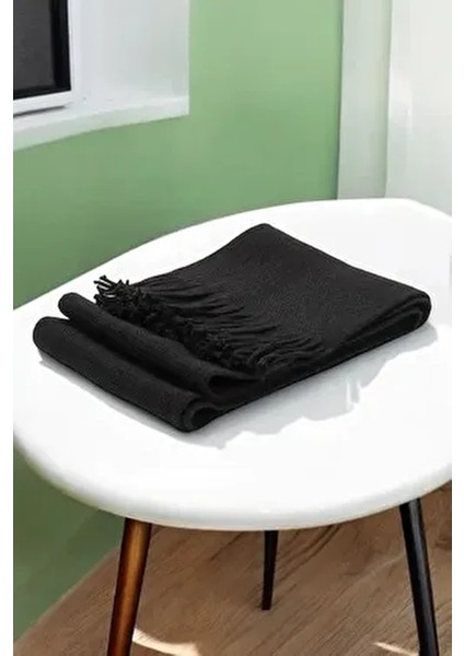 Siyah Triko Püskül Detaylı Atkı