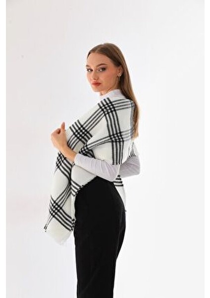 Kadın Yumuşak Dokulu Ekose Atkı fırsatları