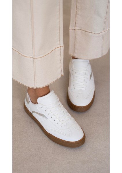 Faye Beyaz Gümüş Düz Taban Kadın Spor Ayakkabi