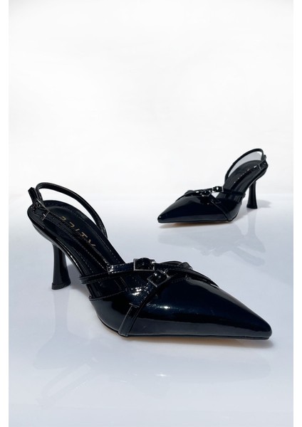 Tokalı Bant Detaylı Sivri Burunlu Rugan Topuklu Ayakkabı fiyatları